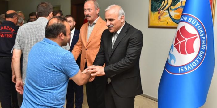Başkan Zorluoğlu, belediye personeliyle bayramlaştı