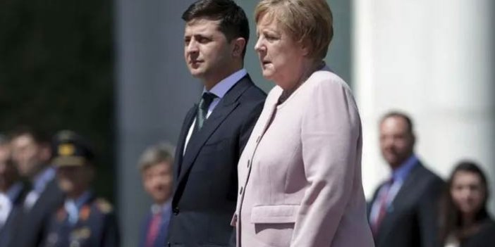 Angela Merkel korkuttu