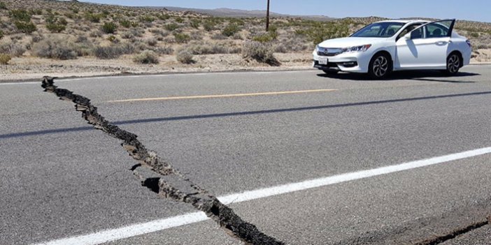 California'da 6.4 büyüklüğünde deprem