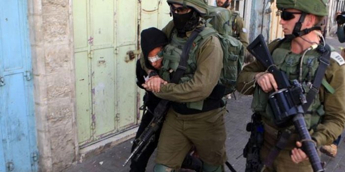 İsrail güçleri Batı Şeria'da 10 Filistinliyi gözaltına aldı