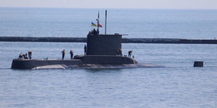 "TCG Batıray" denizaltısı Trabzon'da