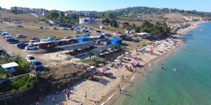 Sinop'ta tatilciler sahilleri doldurdu