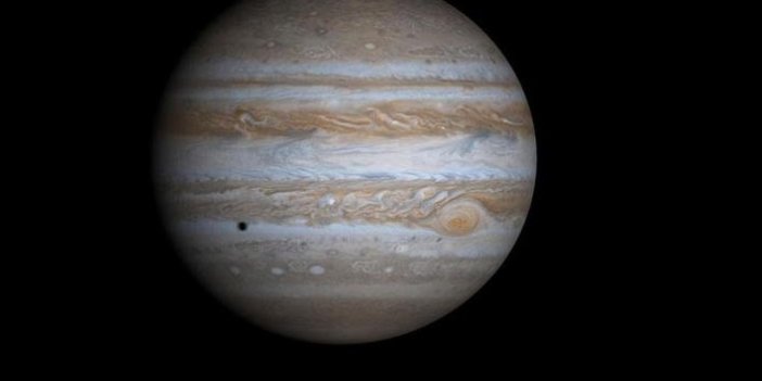 Jüpiter bir gezegenle çarpışmış olabilir