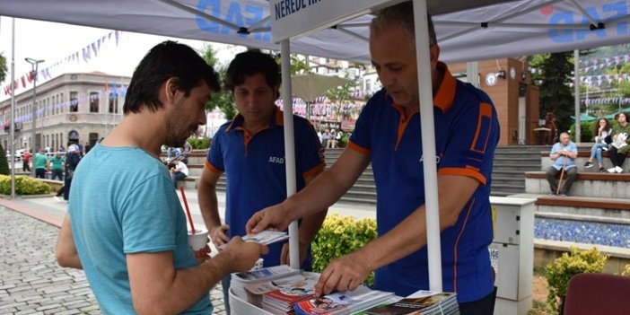 AFAD Trabzon'da vatandaşları bilgilendiriyor