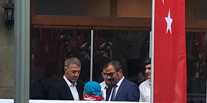Ağaoğlu, Cumhurbaşkanı Erdoağan'ın Trabzon mitinginde