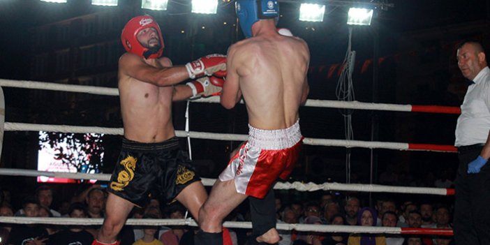 Giresun'da kick boks heyecanı