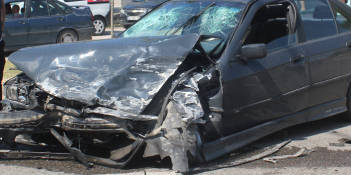 Ordu'nun Ünye ilçesinde meydana gelen trafik kazasında 3 kişi yaralandı. 8-Eylül-2021