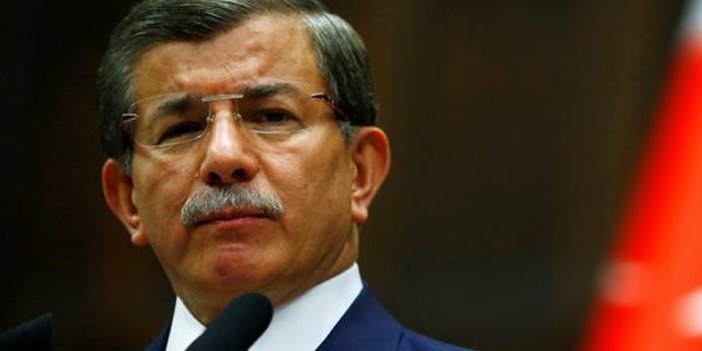 Ahmet Davutoğlu Ak Parti'den istifa etti