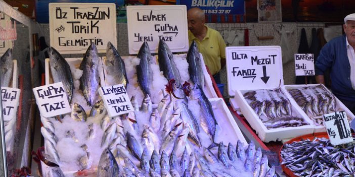 Trabzon'da balık tezgahları torikle süslendi