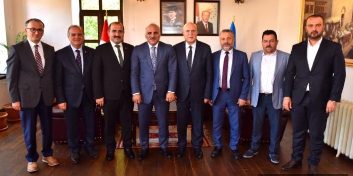 Bayburt Belediye başkanından Trabzon'a ziyaret