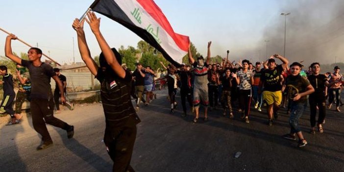 Bağdat'ta göstericilere müdahale: 1 ölü, onlarca yaralı