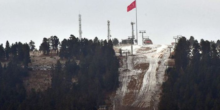 Cıbıltepe Kayak Merkezi'ne mevsimin ilk karı yağdı