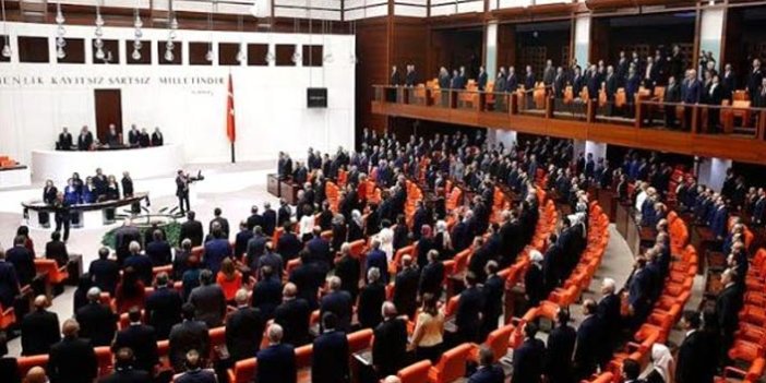 AK Partili vekilin istifası sonrası Meclis'te sandalye dağılımı değişti