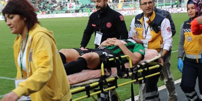 Trabzonlu oyuncuda son durum - Ambulansla hastaneye kaldırılmıştı