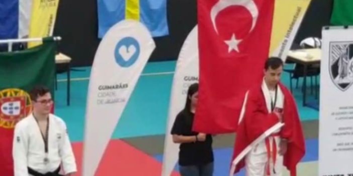 Türkiye'ye ilk dünya şampiyonluğunu getirdi!