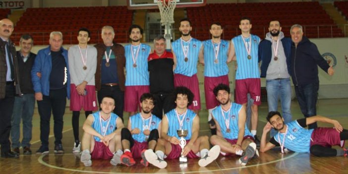 Trabzon'da şampiyon Trabzon yurdu
