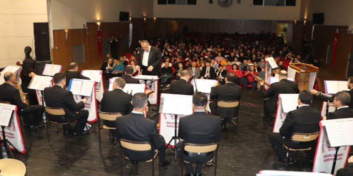 OMÜ ve Sahra Sıhhiye Eğitim Merkezi Komutanlığından 100. yıl konseri