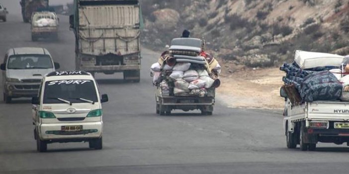İdlib'de son iki haftada 235 binden fazla sivil yerinden edildi