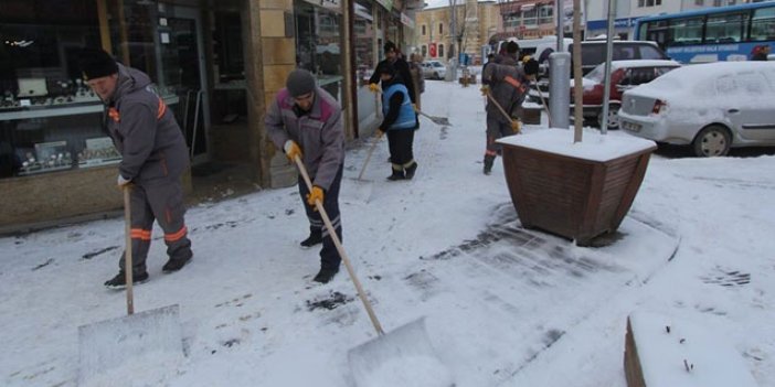 Bayburt Belediyesi’nden karla mücadele çalışması