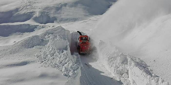 Bayburt'ta karla mücadele sürüyor - 04 Şubat 2020
