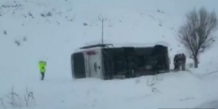 Halk otobüsü devrildi - 1 ölü, 20 yaralı
