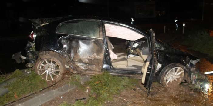 Konya’da iki otomobil çarpıştı
