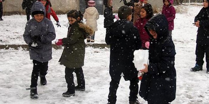 Konya'da 8 ilçede eğitime kar engeli!