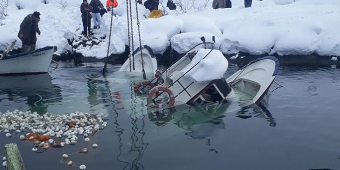 Trabzon'da kar nedeniyle iki tekne battı
