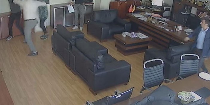 Müdür odasında öğrenciye saldırı kamerada