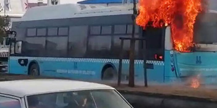 Belediye otobüsü, seyir halinde alev aldı