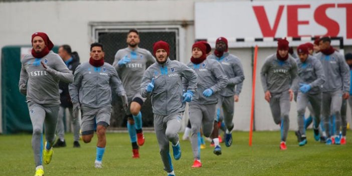 Trabzonsporlu futbolculardan örnek hareket