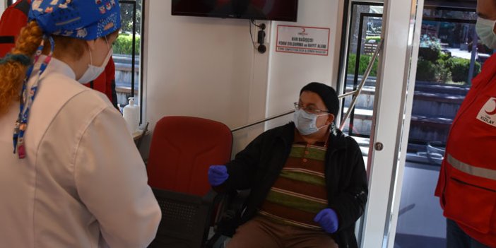 Koronavirüsü yendi Trabzon'a gelip immün plazma bağışladı