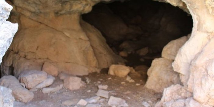 Kuzey Irak'ta operasyon! Teröristlere ait mağaralar imha edildi