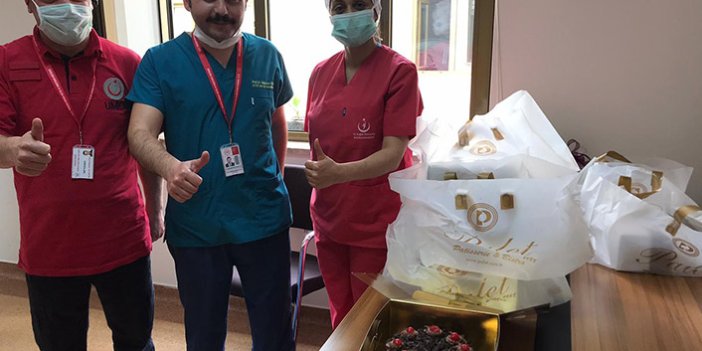 Zorluoğlu'ndan sağlık çalışanlarına 61 pasta sürprizi