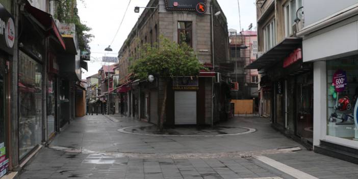 Kısıtlamanın 2. gününde Trabzon'da sokaklar boş kaldı. 2 Mayıs 2020