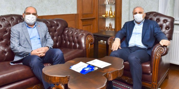 Başkan Zorluoğlu'ndan TESOB'a ziyaret
