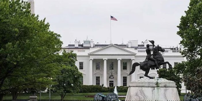 Virüs Beyaz Saray'a da sıçradı