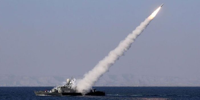 İran donanması yanlışlıkla kendi gemisini vurdu