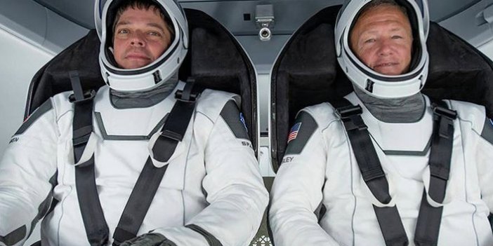 Astronotlar SpaceX'in insanlı test seferi için karantinaya girdi