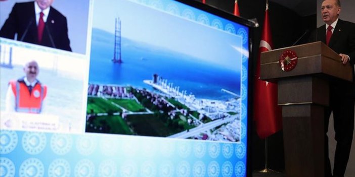 Cumhurbaşkanı Erdoğan: Çanakkale Boğazı'na köprü inşaatı asırların hayalidir