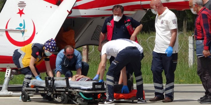 Kalp krizi geçirince ambulans helikopterle hastaneye yetiştirildi