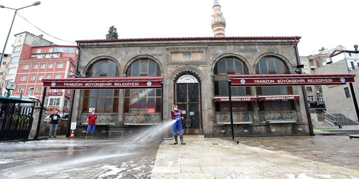 Trabzon'da camiler cuma namazına hazırlanıyor