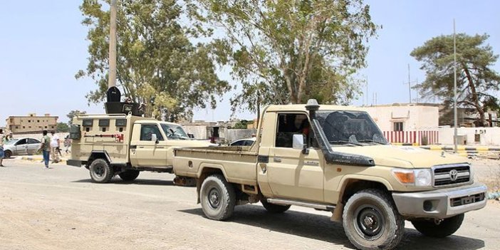 Libya ordusu Sirte'nin güneyinde iki bölgeyi ele geçirdi