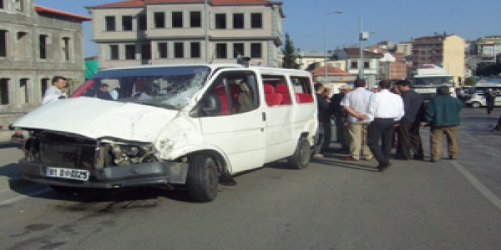 Trabzon'da feci kaza: 15 yaralı