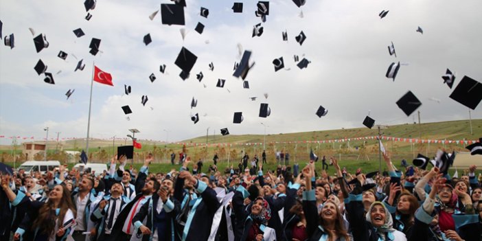Bayburt Üniversitesinde diploma tesliminde yeni dönem