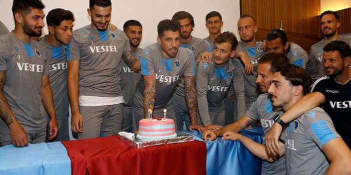 Trabzonspor'da Sosa'nın doğum günü kutlandı
