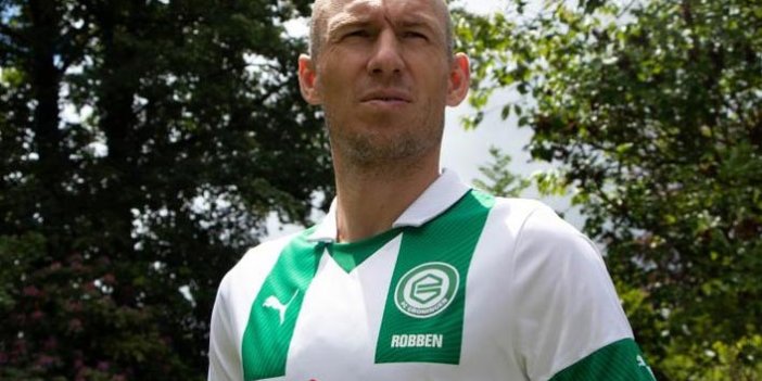 Arjen Robben futbola dönüyor