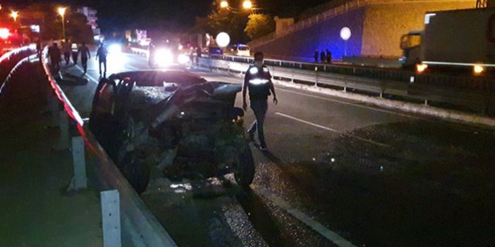 Trabzon Gümüşhane yolunda kaza! Otomobil hurdaya döndü
