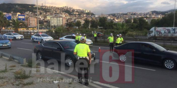 Trabzon'daki Yoldan karşıya geçerken araç çarptı.