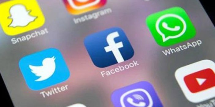 11 maddelik sosyal medya teklifi Cumhurbaşkanı Erdoğan'a sunuldu